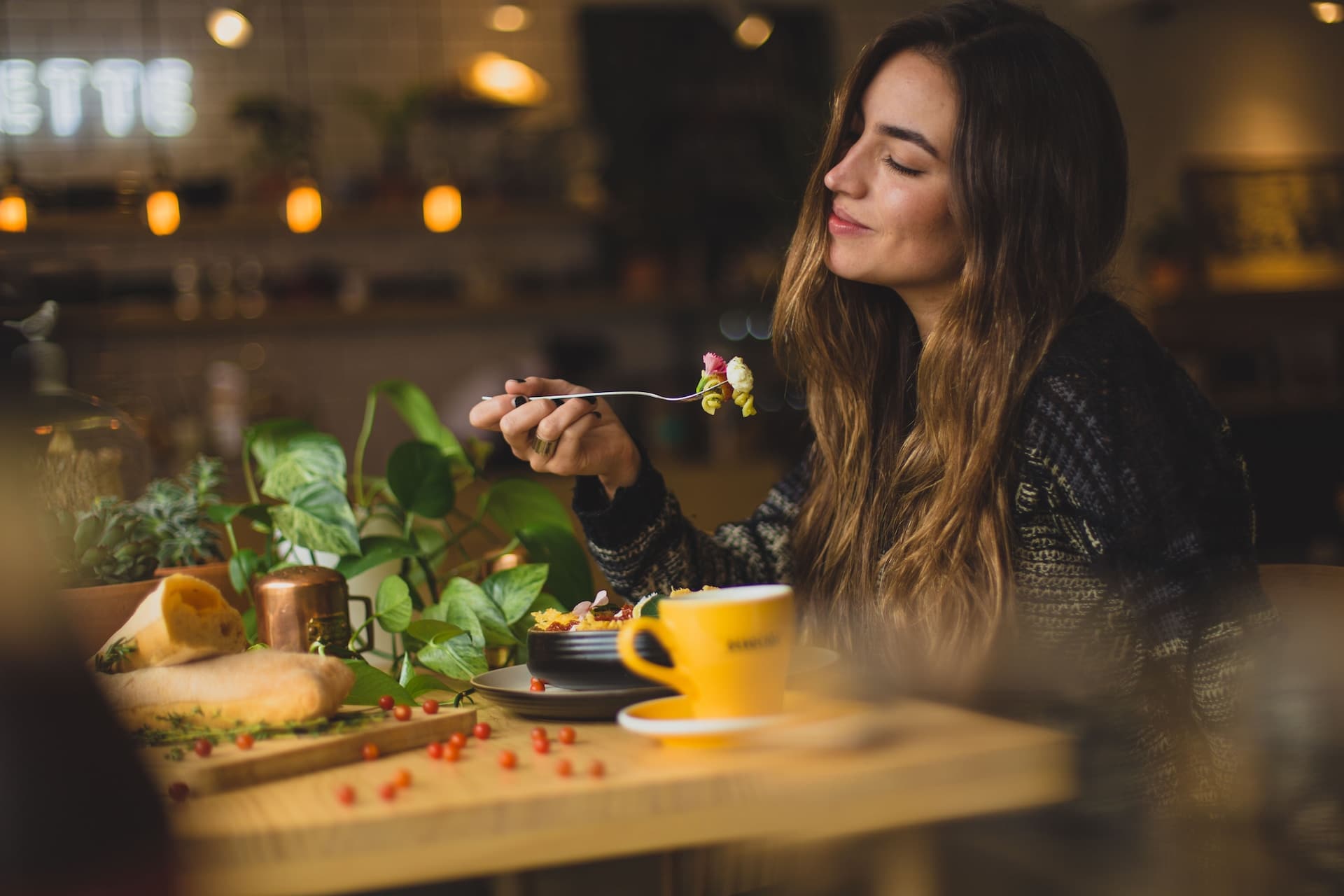 Home 6 The Rise of Ethical and Sustainable Eating Practices